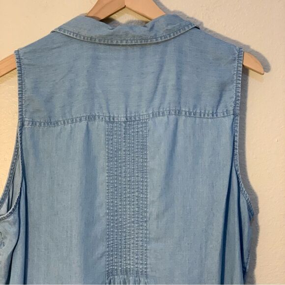 Terra & Sky Pintuck Camp Shirt Sleeveless Button Shirt Women’s Blue 1X 16W/18W. - Picture 7 of 13